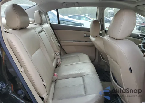 2012 Nissan Sentra 2.0 from USA, damaged, VIN 3N1AB6AP3CL605511